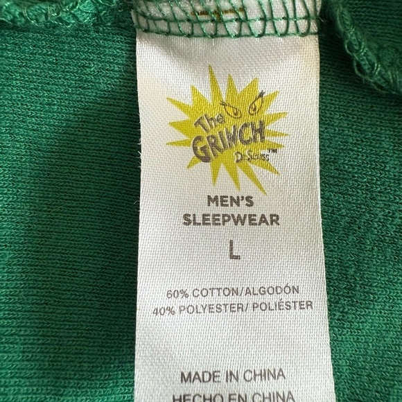 Dr. Seuss The Grinch Green and Red Long Sleeve Sleep Tee - Picture 6 of 6